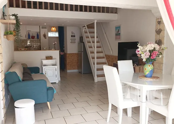 Club サナリー・シュル・メール